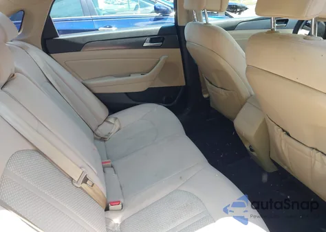 2017 Hyundai Sonata Sport z USA, uszkodzony, nr VIN 5NPE34AF7HH542055